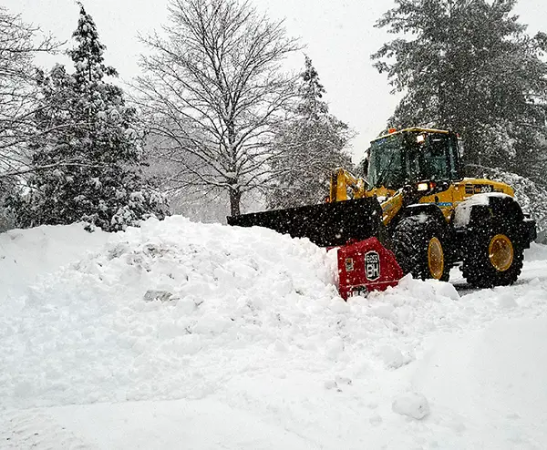 North Point - Snow and Ice Service